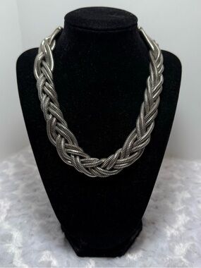 Vintage Silver-Tone Braided Mesh Cord Chain Adjustable Statement 18" Necklace